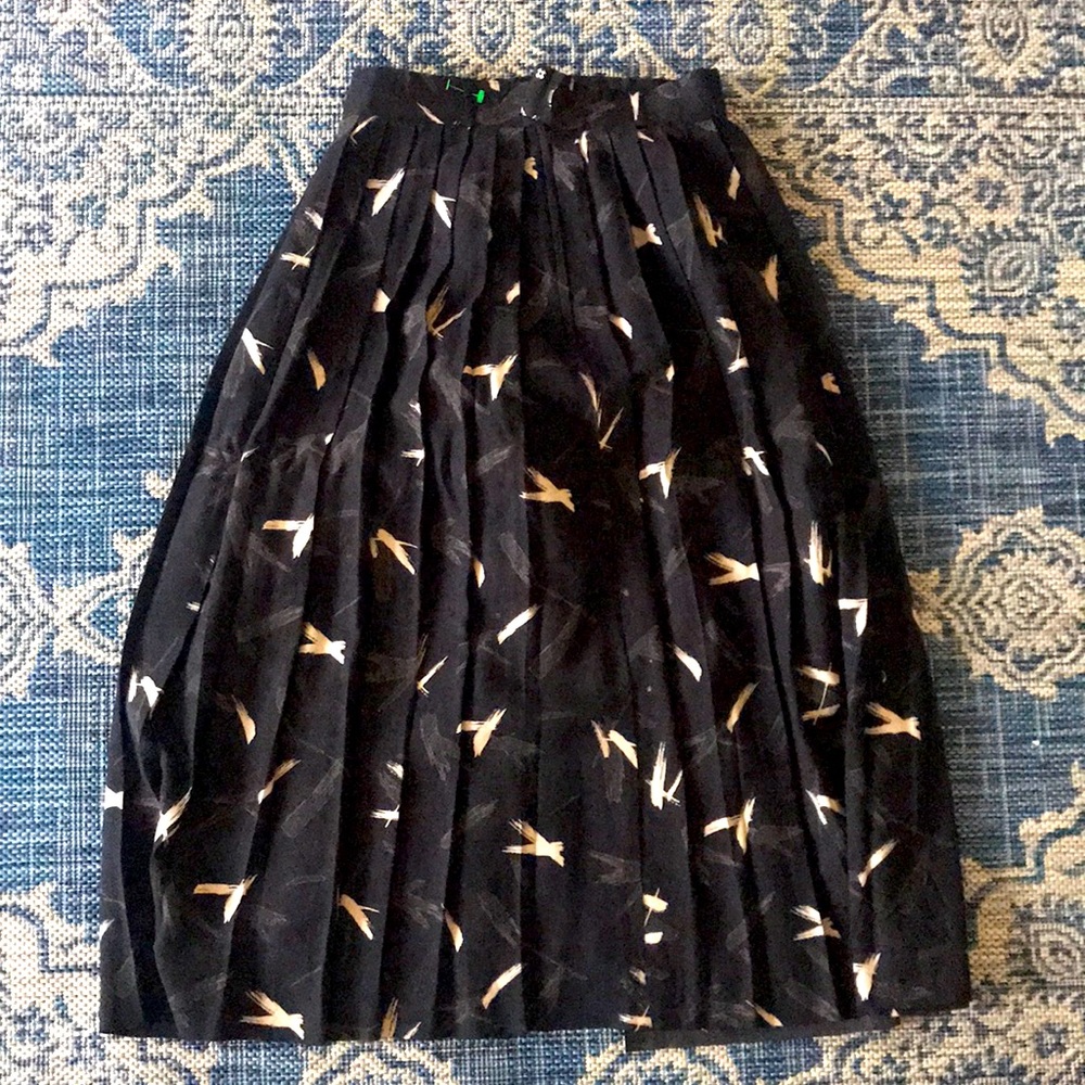 Hugh waisted old fashion skirt